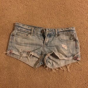 Low rise PINK VS light denim shorts